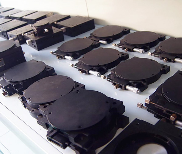 微調(diào)機構(gòu)